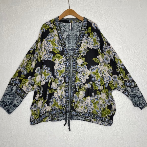 Free People Wildflower Womens Cinched Kimono Blouse Zip Jacket Size M/L - Picture 1 of 9